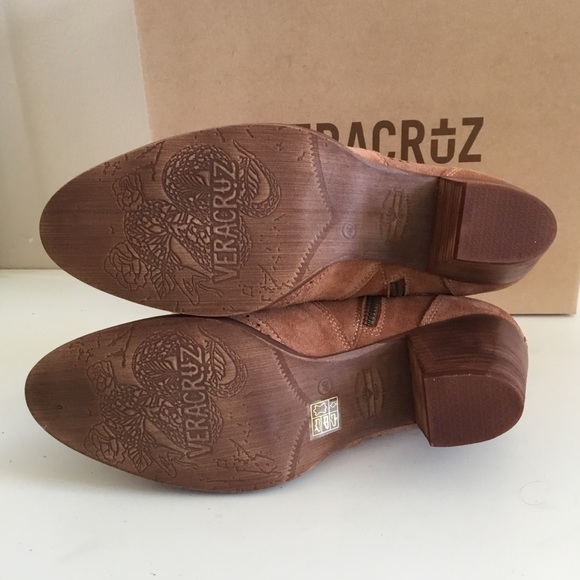 NIB Vera Cruz BayLeaf Booties - Picture 9 of 10
